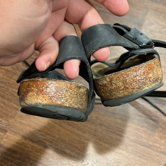 Birkenstock Milano black leather sandals casual trendy womens size 37 / 6 - Picture 10 of 10